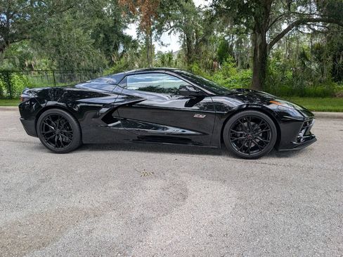 Used 2023 Chevrolet Corvette Stingray Premium Conv w/ Stealth Interior Trim Package RWD image 10