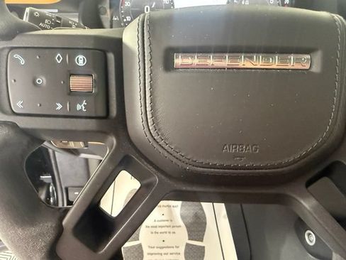 Used 2024 Land Rover Defender 90 V8 AWD/4WD image 40