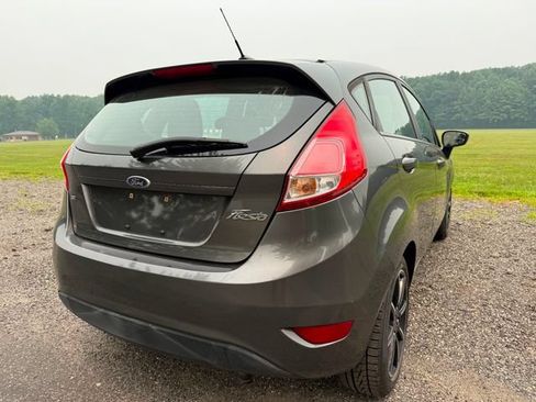 Used 2016 Ford Fiesta SE w/ Equipment Group 201A FWD image 4