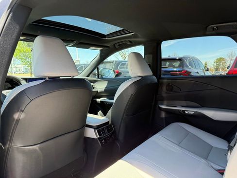 Used 2023 Lexus RX 350 Premium w/ Accessory Package AWD/4WD image 16