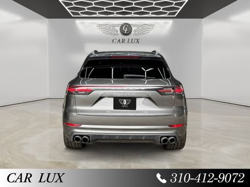 Used 2019 Porsche Cayenne Turbo AWD/4WD image 4