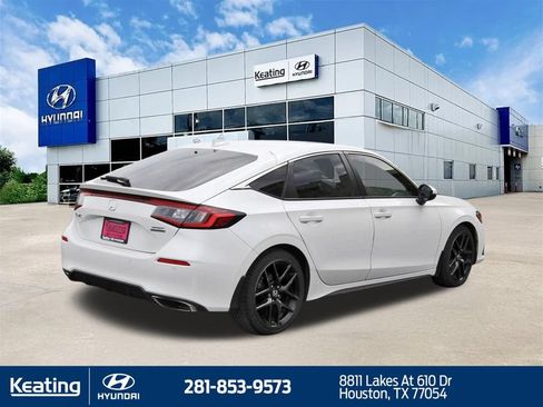 Used 2024 Honda Civic Sport Touring image 5