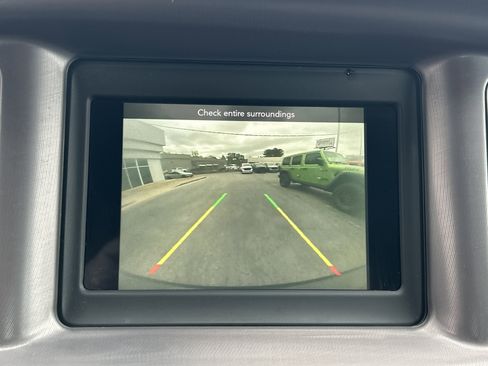 Used 2022 Dodge Charger SXT w/ Cold Weather Package image 31