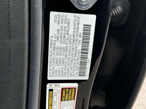 Certified 2024 Acura RDX SH-AWD w/ Advance Package image 31