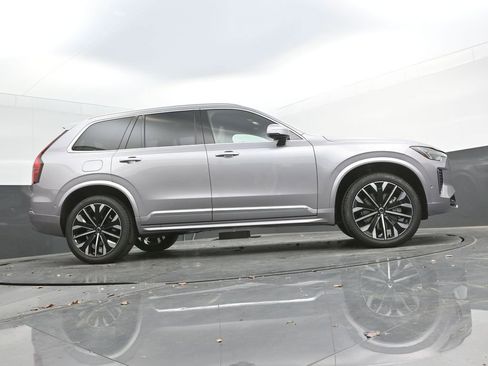 New 2026 Volvo XC90 B6 Plus w/ Protection Package Premier AWD/4WD image 35