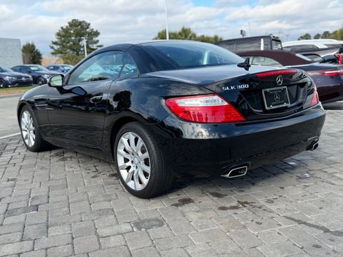 Used 2016 Mercedes-Benz SLK 300 image 7