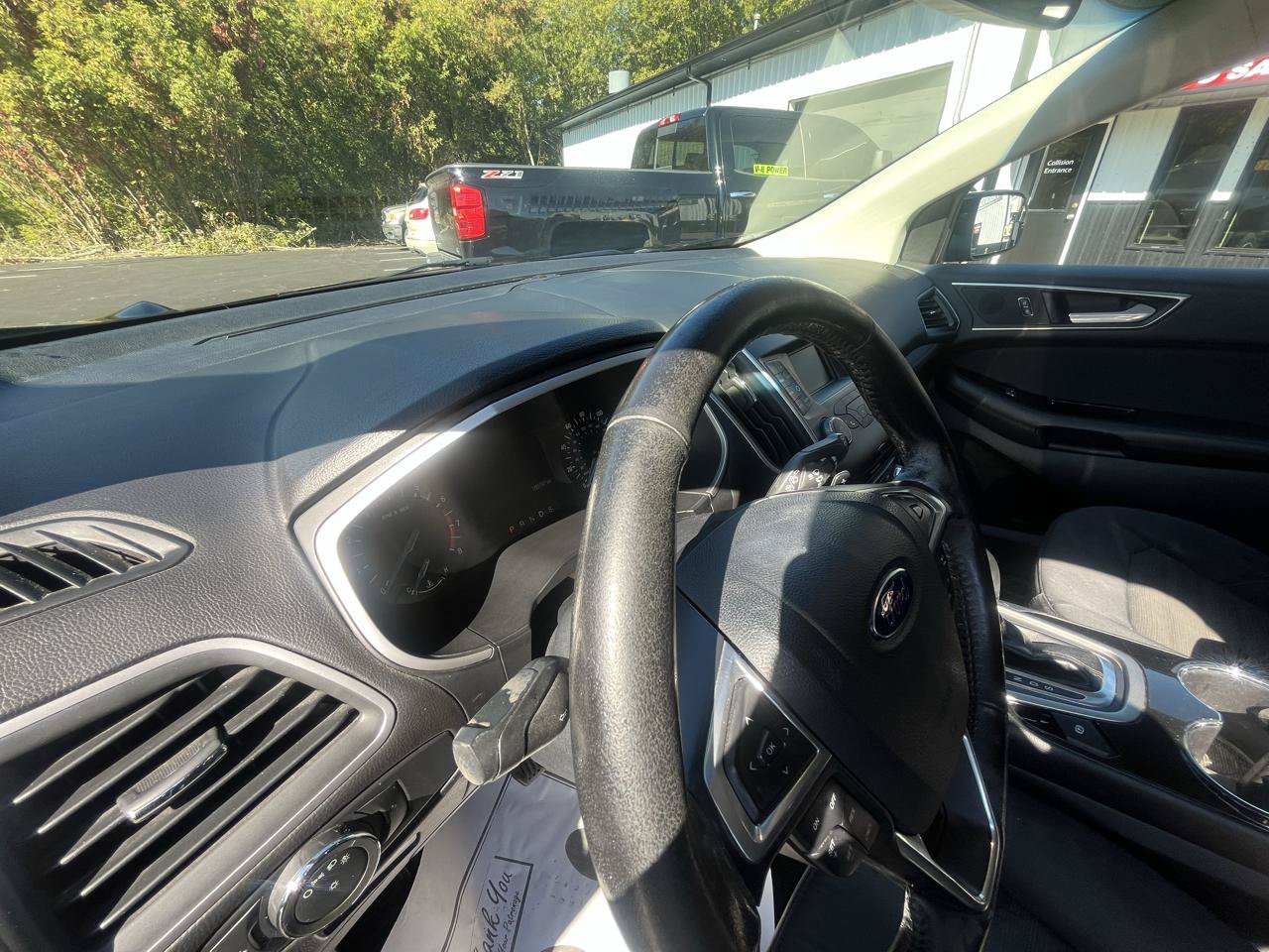 Used 2015 Ford Edge SEL FWD image 13
