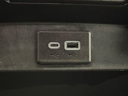 Used 2024 Chevrolet Tahoe LT image 41