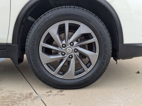 Used 2016 Nissan Rogue SL w/ SL Premium Package image 30