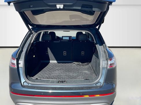 Used 2021 Lincoln Nautilus Reserve AWD/4WD image 28