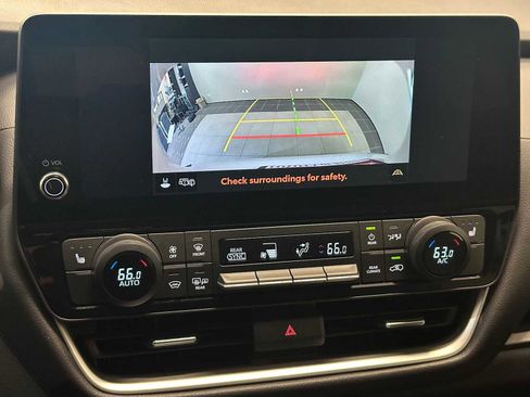 Certified 2024 Toyota Grand Highlander AWD image 13