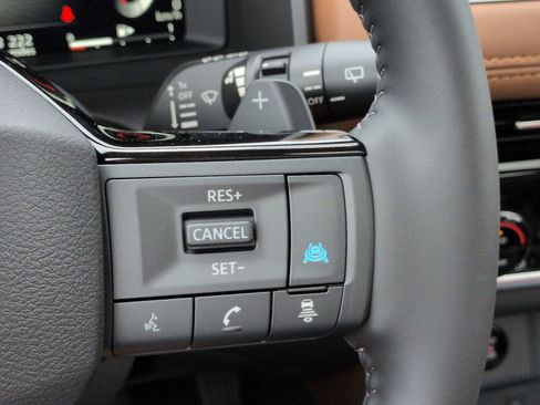 New 2026 Nissan Rogue Platinum image 29