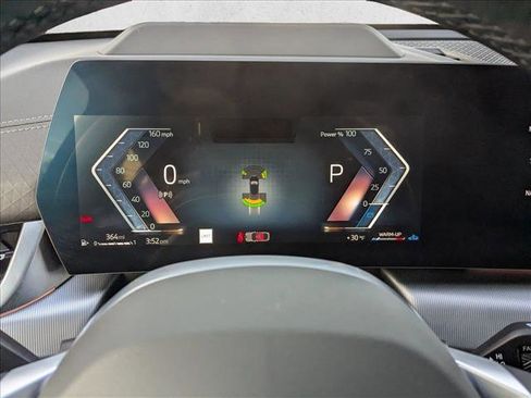 Certified 2025 BMW X2 xDrive28i w/ Premium Package image 11