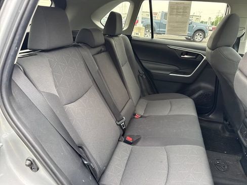 Used 2019 Toyota RAV4 XLE w/ Convenience Package AWD/4WD image 14
