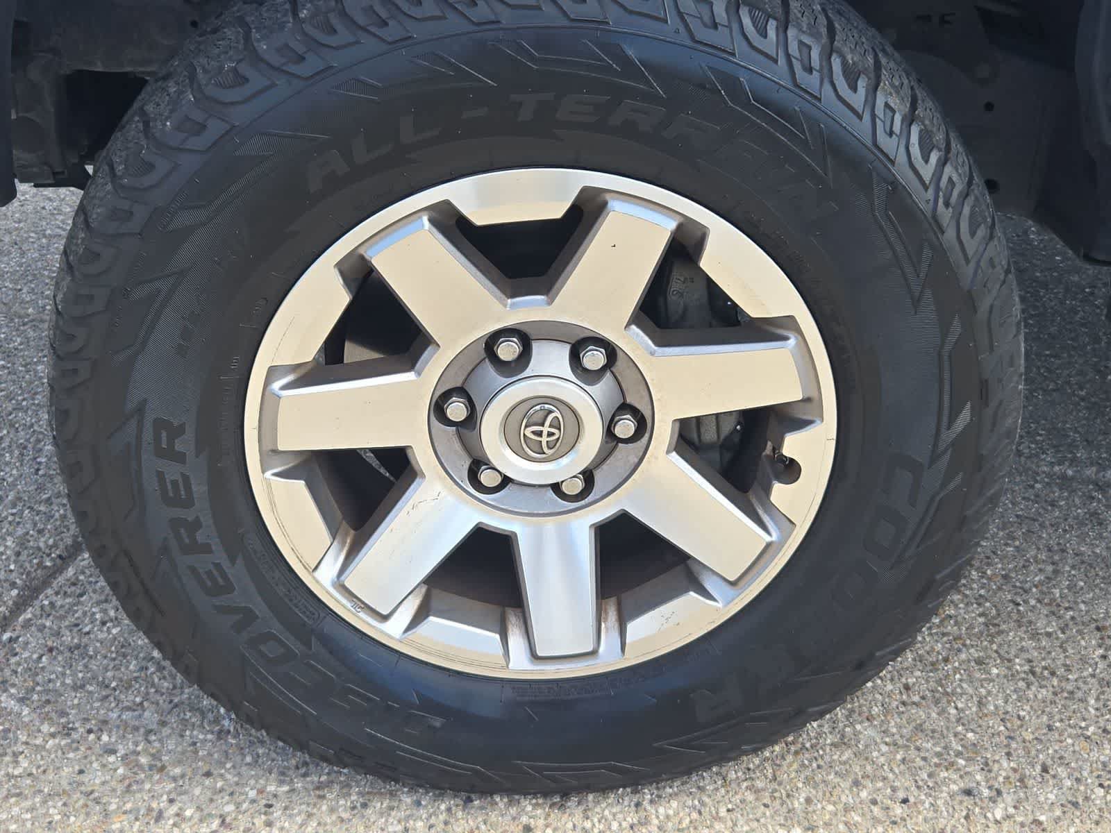 Used 2019 Toyota 4Runner SR5 AWD/4WD image 14