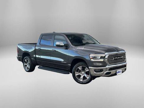 Used 2023 RAM 1500 Laramie AWD/4WD image 5