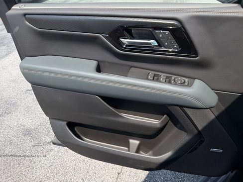 New 2026 GMC Yukon XL AT4 w/ AT4 Premium Package AWD/4WD image 14
