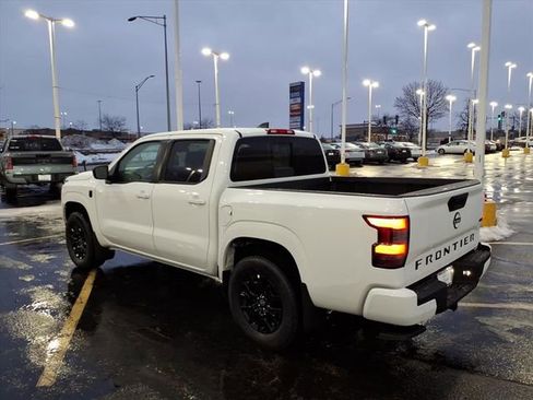 New 2026 Nissan Frontier SV w/ Tow Package image 5
