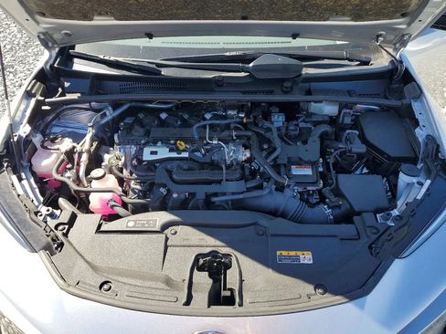 Used 2024 Toyota Prius XLE FWD image 11