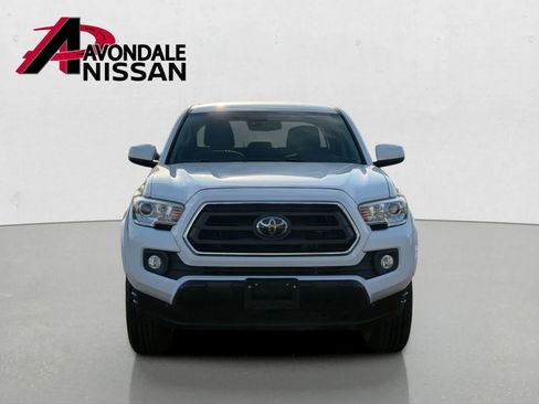 Used 2020 Toyota Tacoma SR5 RWD image 8