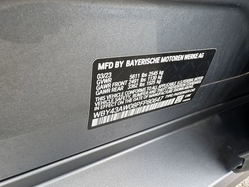 Used 2023 BMW i4 eDrive35 w/ Premium Package RWD image 40
