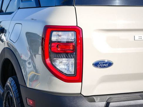 Used 2025 Ford Bronco Sport Badlands AWD/4WD image 9