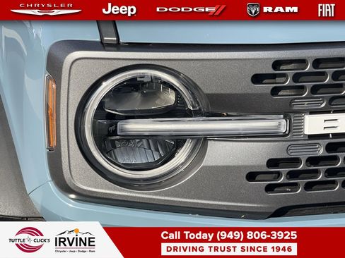 Used 2023 Ford Bronco Badlands image 7