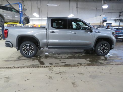 New 2026 GMC Sierra 1500 AT4 w/ AT4 Premium Package image 8