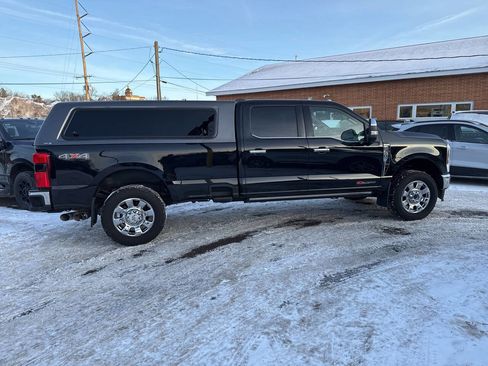 Used 2024 Ford F350 King Ranch w/ Chrome Package image 9