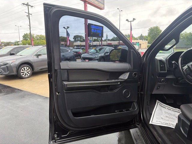 Used 2021 Ford Expedition XL AWD/4WD image 19