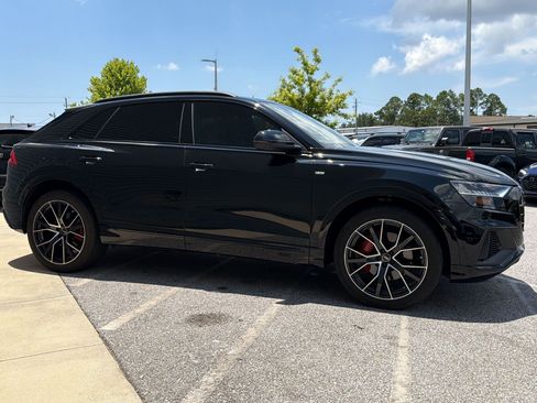 Used 2022 Audi Q8 Premium Plus AWD/4WD image 6