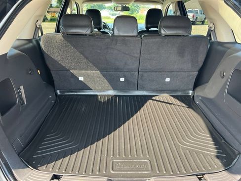 Used 2010 Ford Edge SEL FWD image 21