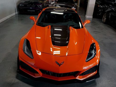 Used 2019 Chevrolet Corvette ZR1 RWD image 60
