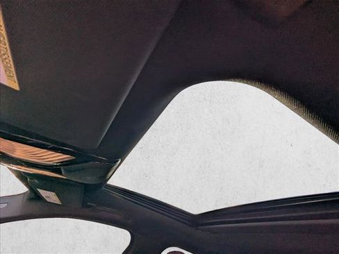 Used 2025 BMW 330i Sedan w/ M Sport Package image 12