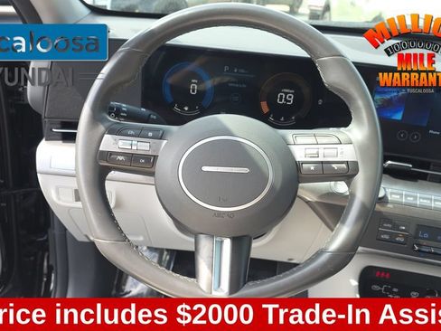 Used 2024 Hyundai Kona SEL AWD/4WD image 16