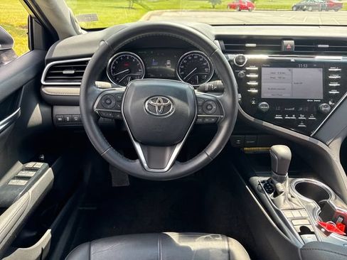Used 2018 Toyota Camry XLE w/ Audio Package FWD image 19
