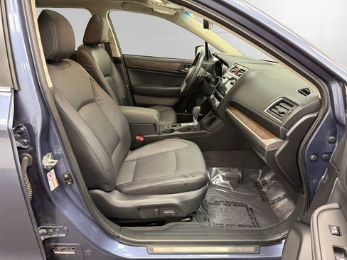 Used 2017 Subaru Outback 2.5i Limited AWD/4WD image 15
