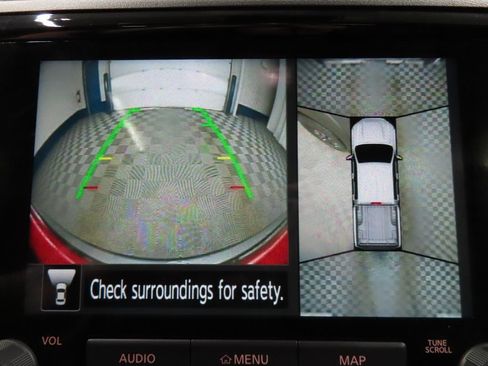 Used 2023 Nissan Frontier PRO-4X image 18