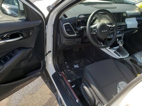 New 2026 Kia Seltos S image 7