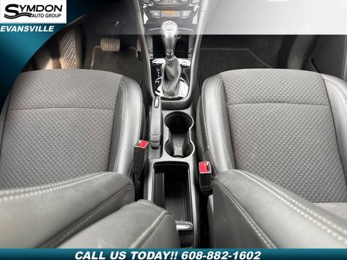 Used 2022 Buick Encore Preferred w/ Safety Package image 12