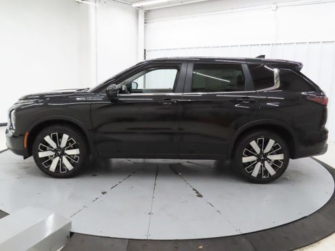 New 2026 Mitsubishi Outlander SE AWD/4WD image 7