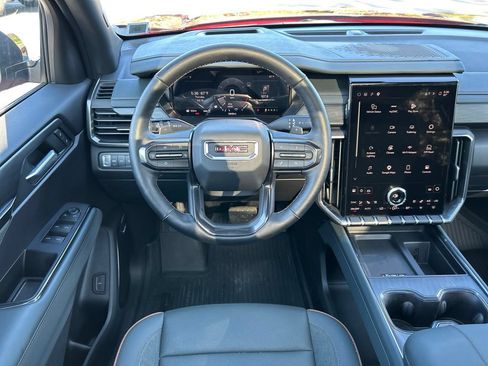 New 2026 GMC Acadia AT4 w/ Luxury Package AWD/4WD image 15