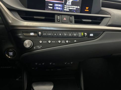 Used 2021 Lexus ES 250 w/ Premium Package AWD/4WD image 62