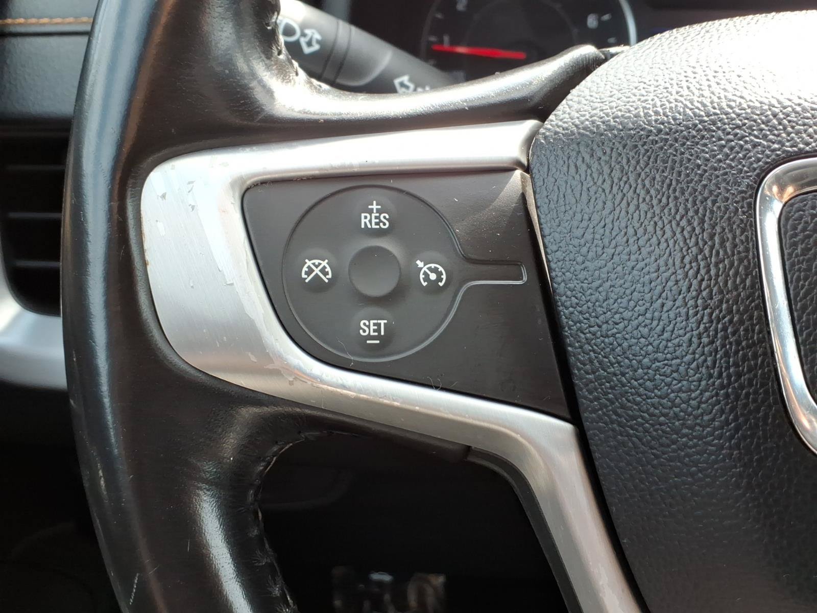Used 2019 GMC Terrain SLE w/ Driver Convenience Package FWD image 16