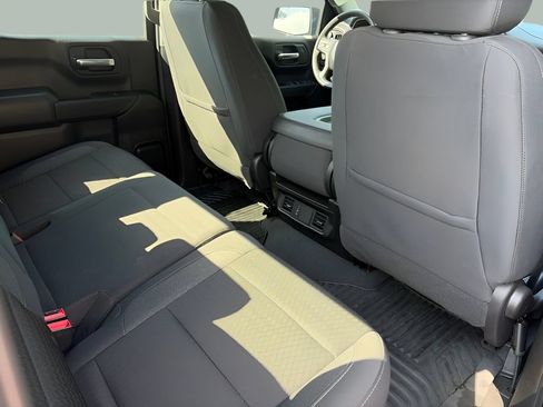 Used 2023 Chevrolet Silverado 1500 Custom AWD/4WD image 16