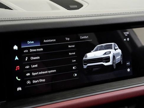 New 2026 Porsche Cayenne GTS image 18