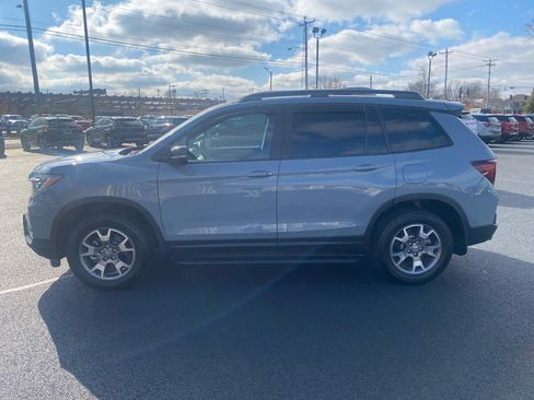 Used 2023 Honda Passport TrailSport image 8