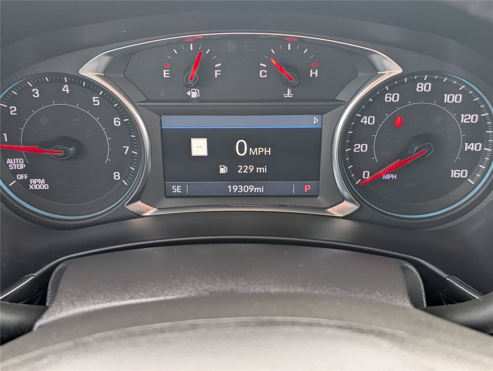 Used 2024 Chevrolet Equinox Premier AWD/4WD image 35