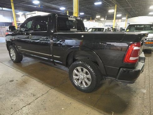 Used 2021 RAM 2500 Limited image 3