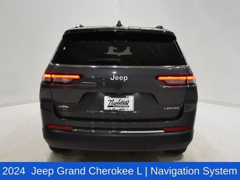 Used 2024 Jeep Grand Cherokee L Limited w/ Luxury Tech Group II image 5
